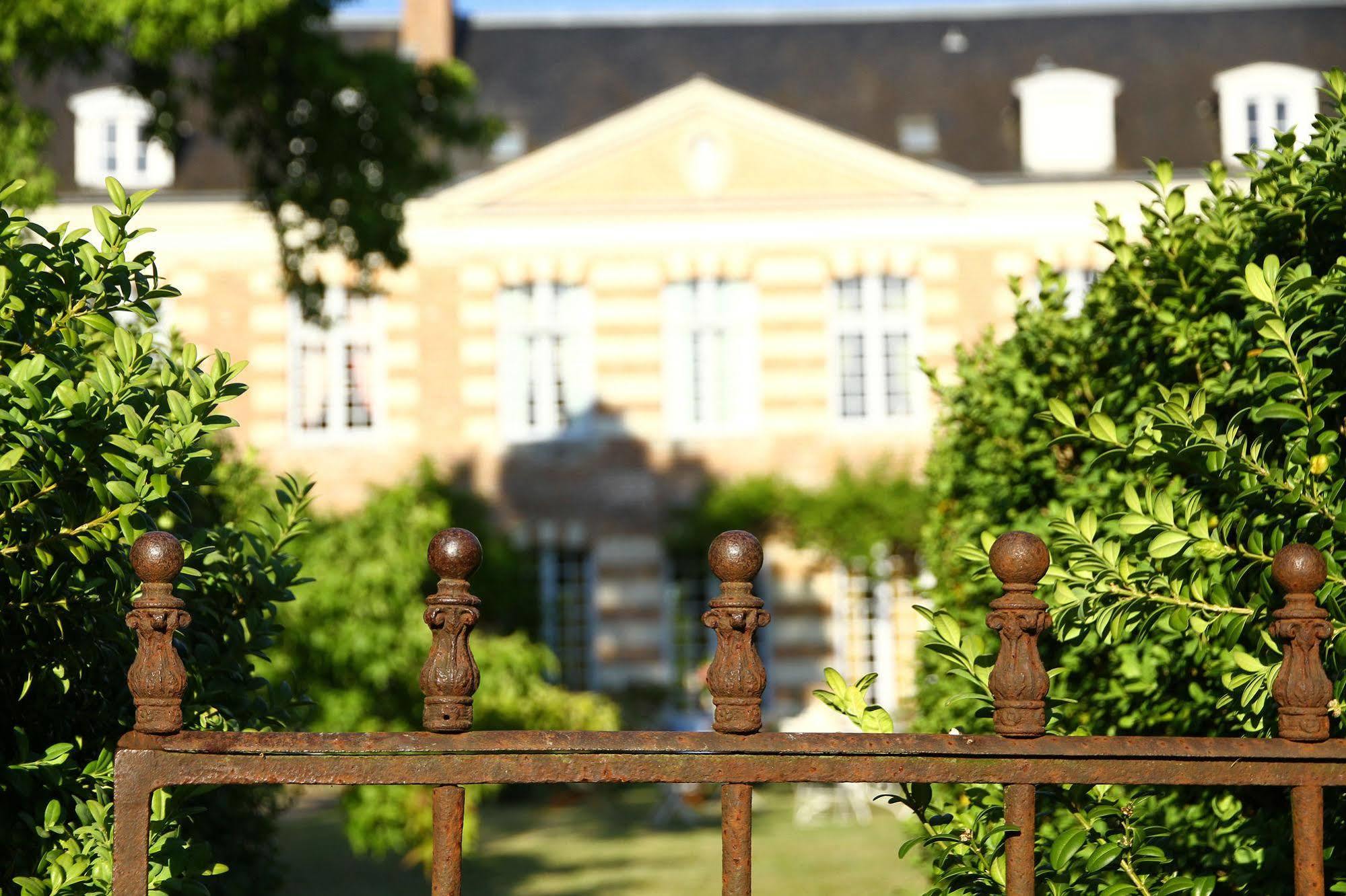 Chateau De La Giraudiere Villeny Exterior foto